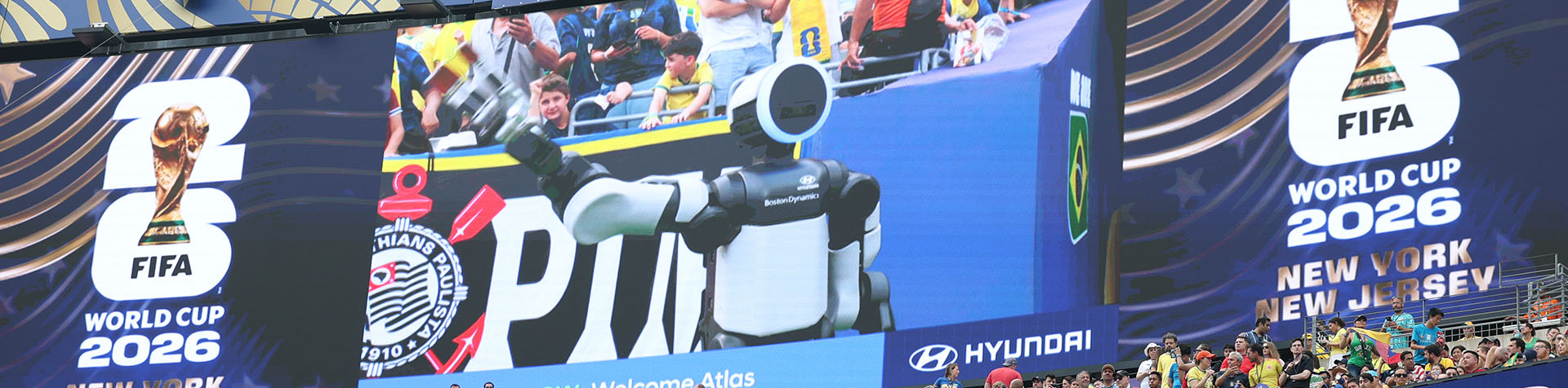 Atlas is introduced to football fans on the stadium's giant screens during Hyundai's FIFA World Cup 2026™ halftime activation.