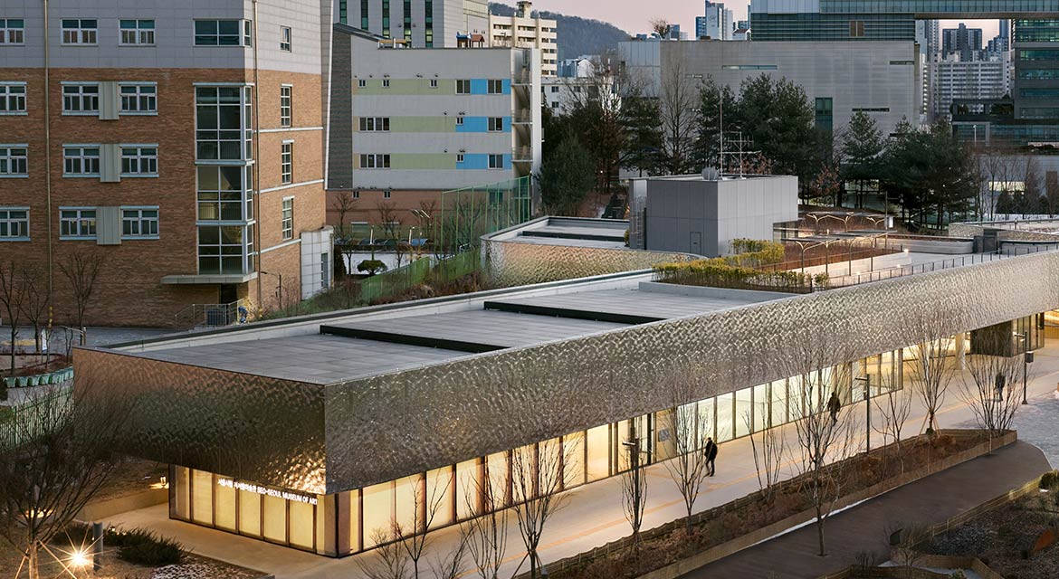 Exterior of the Seo-Seoul Museum of Art. ⓒ Kim Taedong