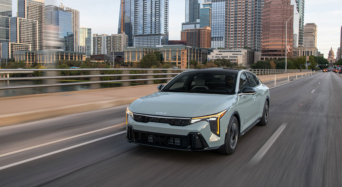 Kia K4