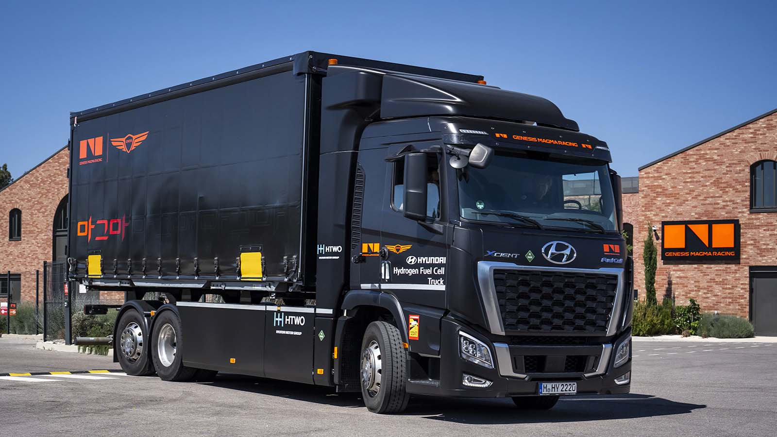 XCIENT Fuel Cell Truck