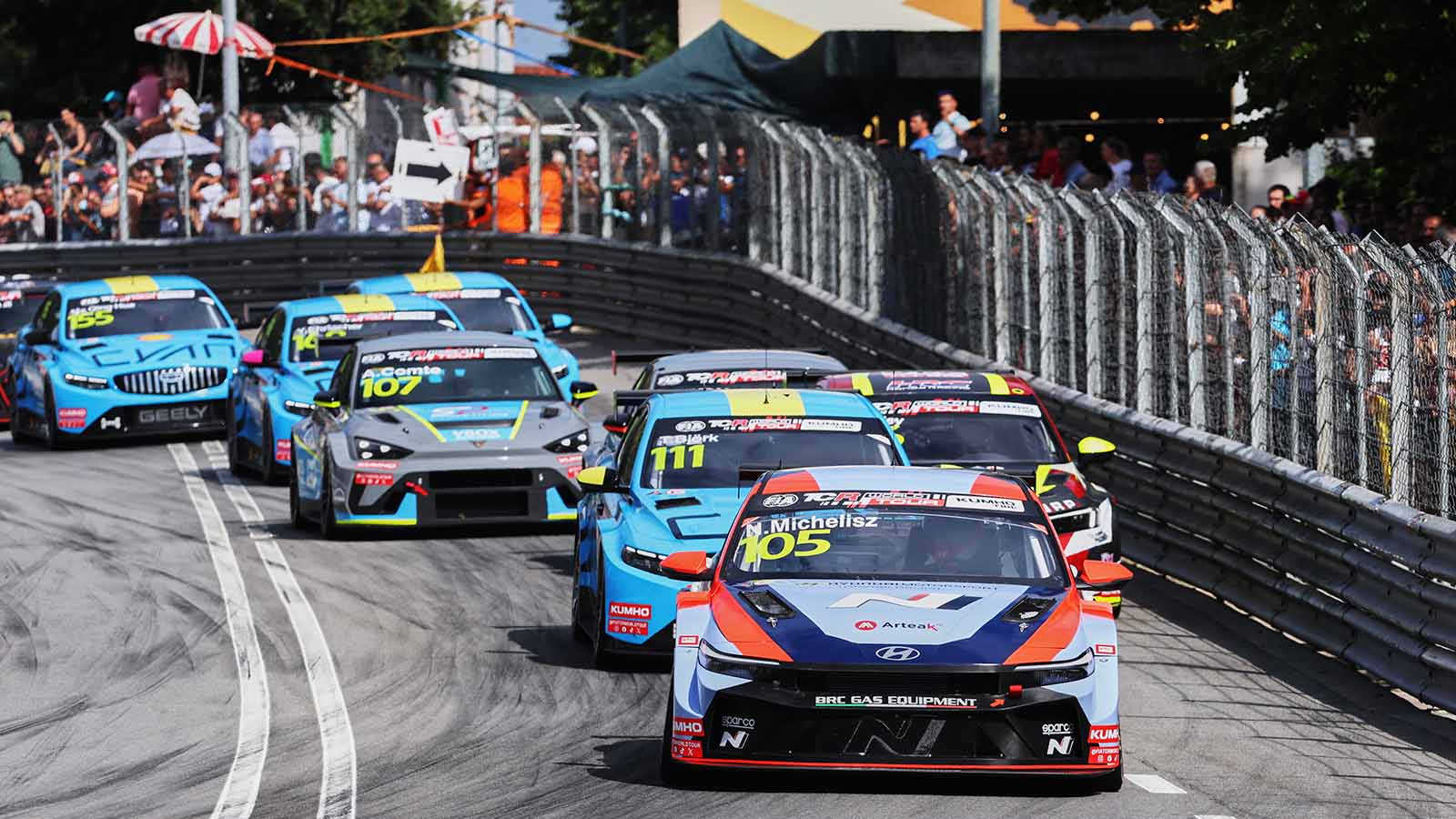 BRC Hyundai N Squadra Corse continued its winning run in the Kumho FIA TCR World Tour in Vila Real.