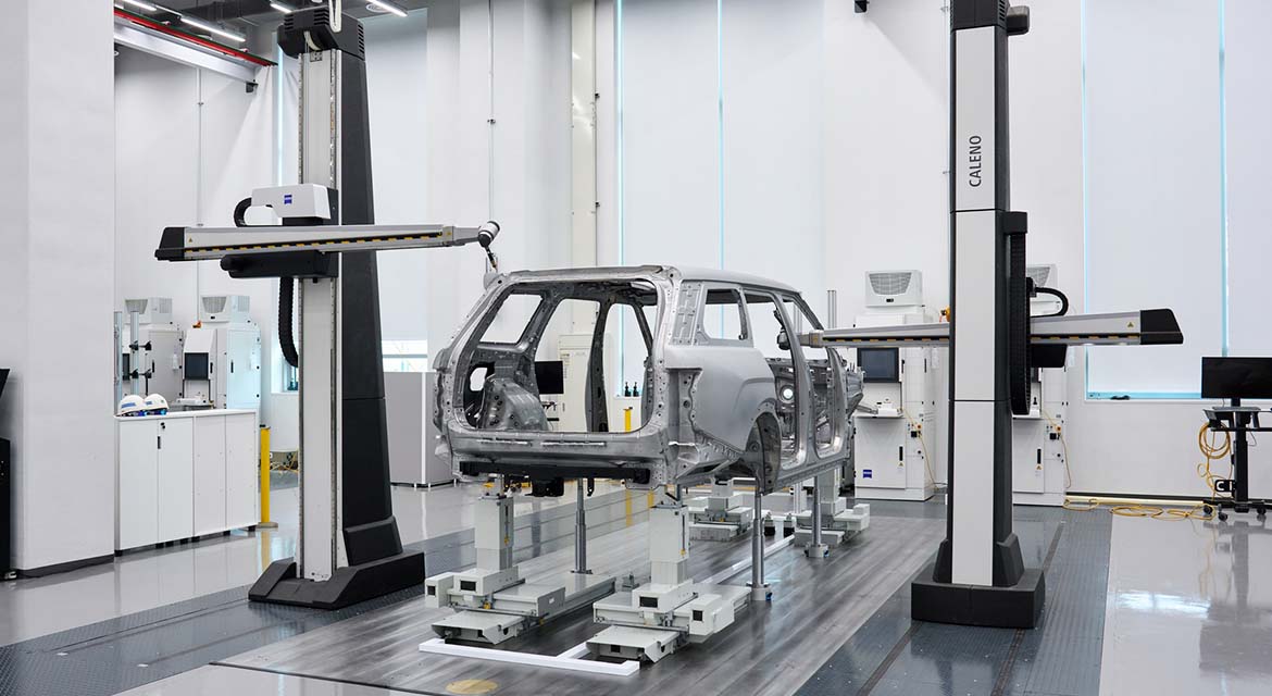 The goal of DMC is to elevate the entire Hyundai Motor Group’s digital measurement capabilities to the next level. By integrating measurement, analysis and data management capabilities, we are raising vehicle quality standards, through this, we are strengthening dimensional quality verification related to functionality to further refine the driving quality, quietness and durability that customers actually experience.
