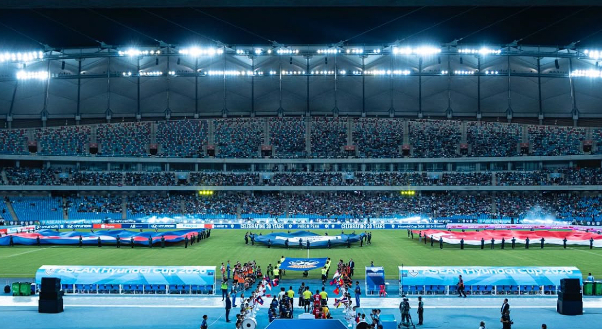 Hyundai PALISADE Drives the Trophy to the Pitch at the ASEAN Championship Hyundai Cup™ 2026 Opening Ceremony