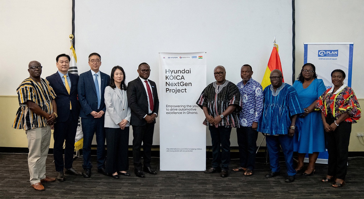 (From Second Left) Jae Sun Yoo, Team Leader, Hyundai Motor M.East & Africa Headquarters Marketing&Communication Team; Dongwan Woo, Country Director of the KOICA Ghana Office; Kim Hyunjoo, Second Secretary of the Embassy of the Republic of Korea; Frederick Tei-Nobi, Acting Country Director of Plan International Ghana; and Ing. Dr. Eric Kofi Adzroe, Director-General of Ghana TVET Service; and Ben Honyenuga, Vice-Chancellor of Ho Technical University