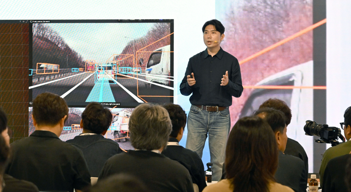 HeeSeok Lee, Group Lead of 42dot’s Trion Group